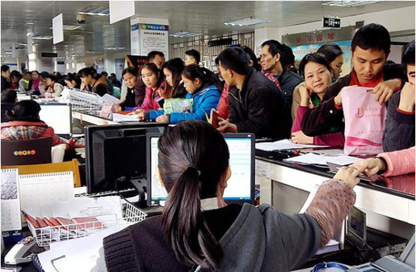 大连公积金离职封存后还可以提取出来吗？需要收费吗？